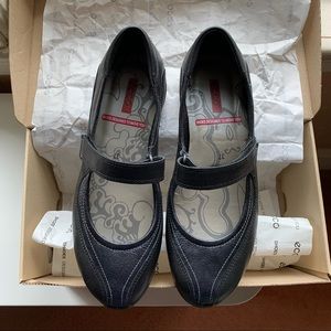 ECCO cloud maryjane black leather NEW in BOX sz Eu 37- US6.5 m.